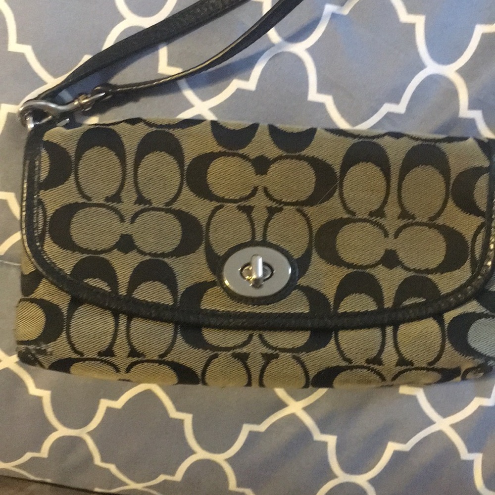 Authentic coach wristlet